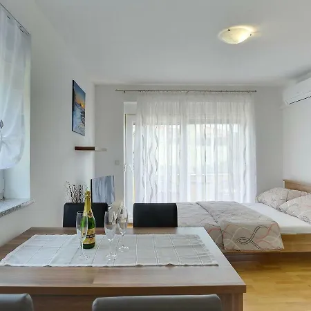 House Kralj Apartment Medulin