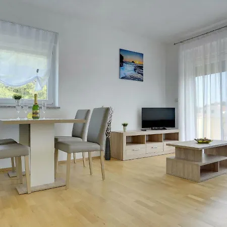 Apartment House Kralj *